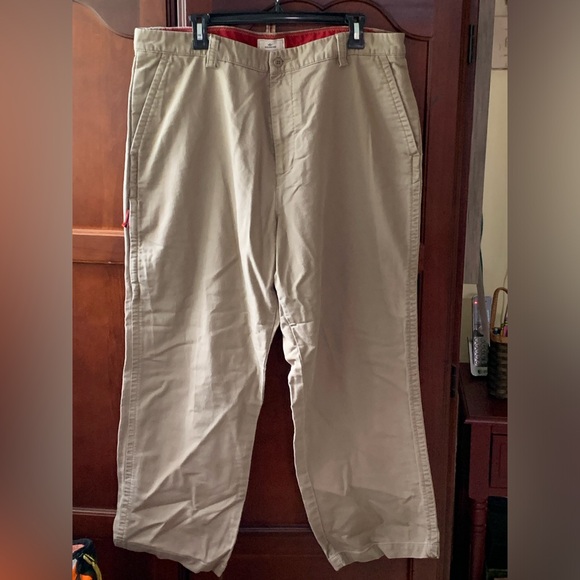 Men’s Dockers flat front relaxed fit pants - Picture 1 of 4